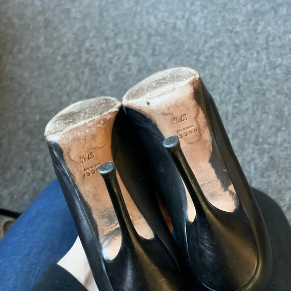 Gucci Black Pump Heels, size 37 - Picture 5 of 9
